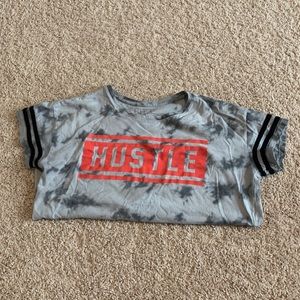 HUSTLE GRAPHIC TEE